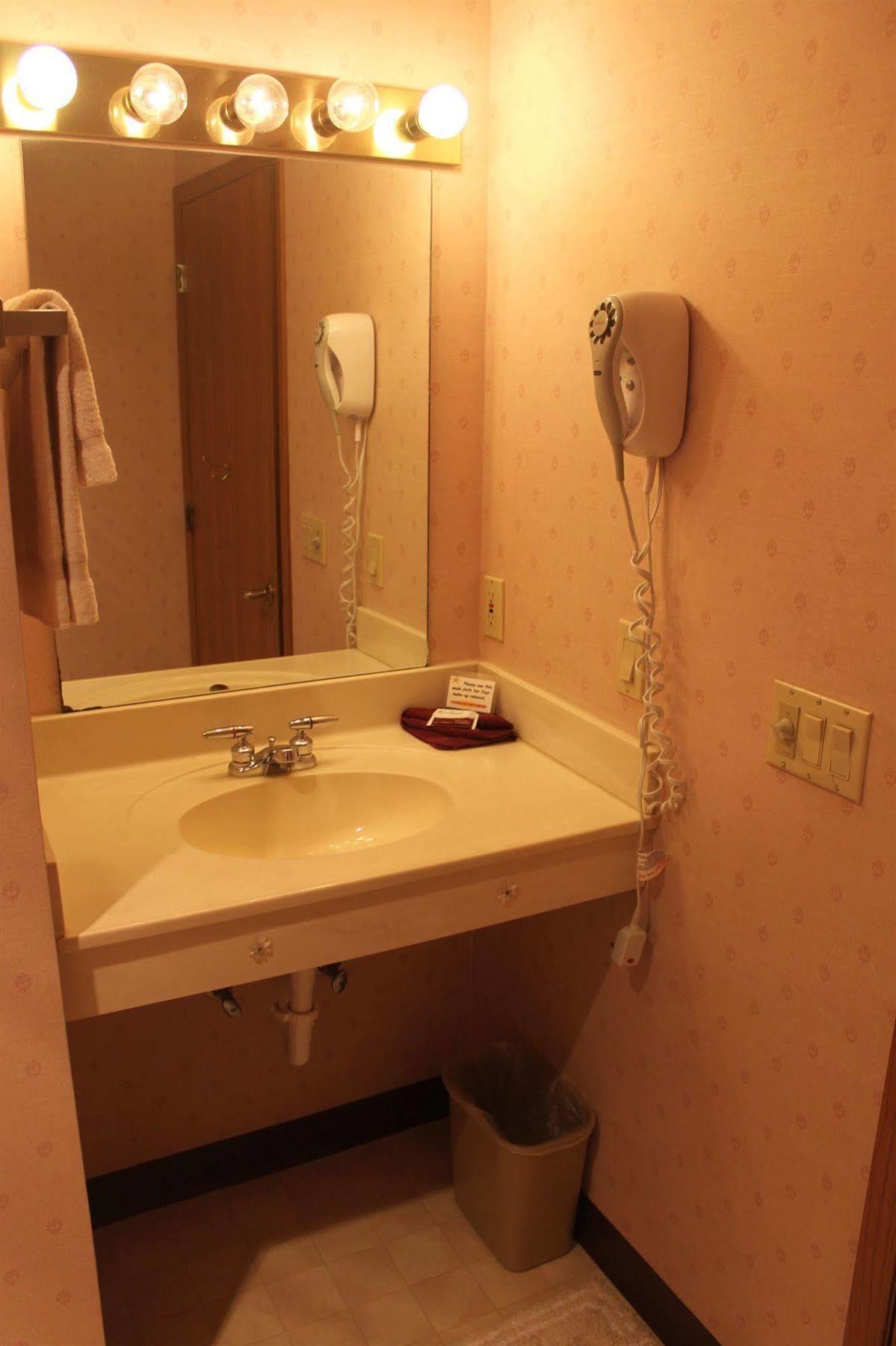 Scenic Hills Inn Branson Extérieur photo